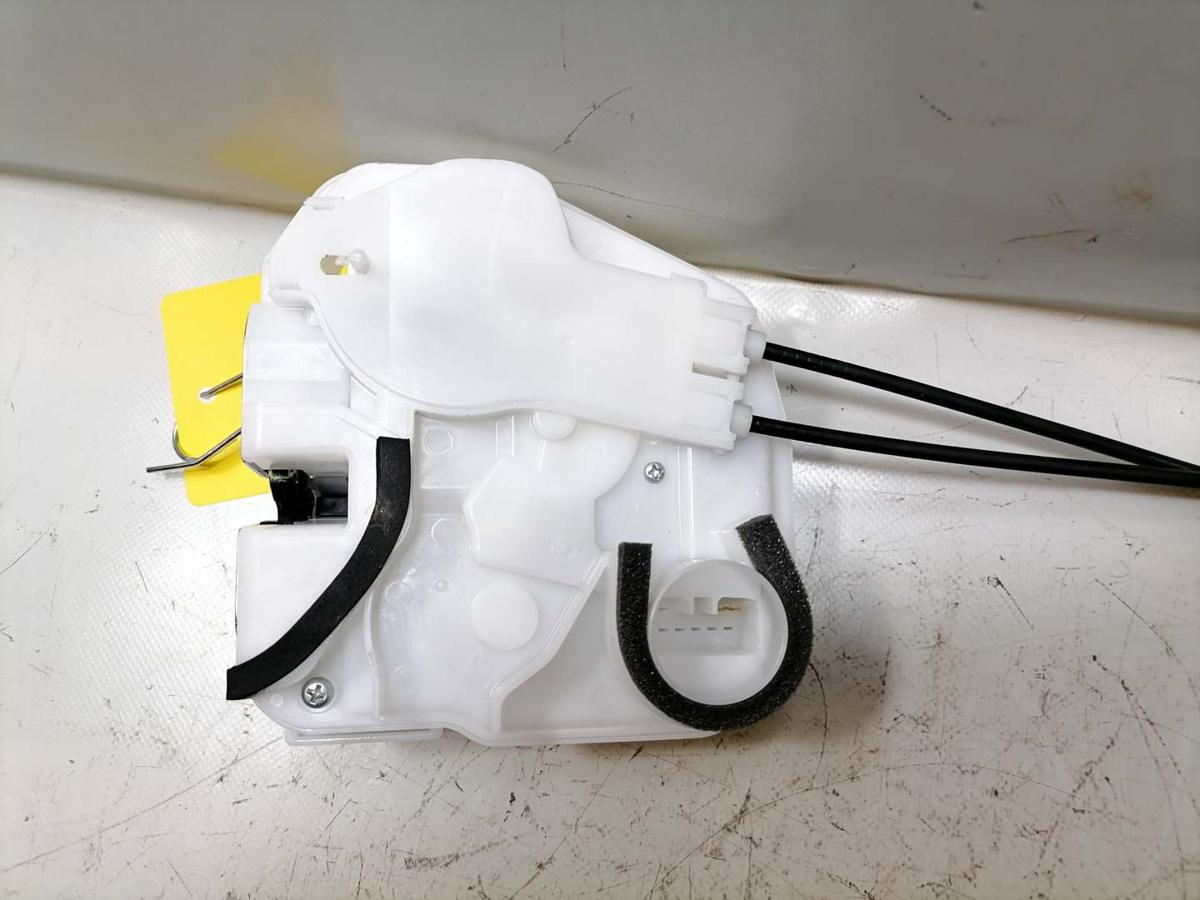 Mitsubishi Eclipse Cross original T&uuml;rschloss hinten rechts Bj.2023